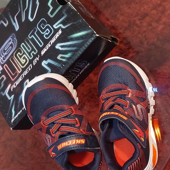 Skechers Light Up Sneakers - Picture 5 of 5